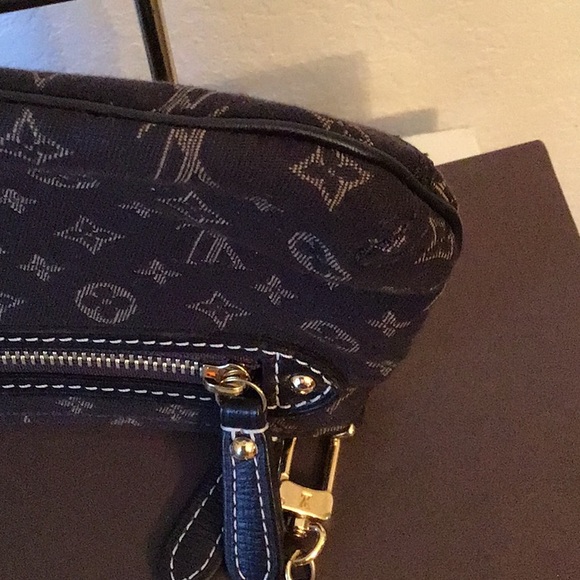 Louis Vuitton Idylle Mini Pochette - Picture 5 of 12